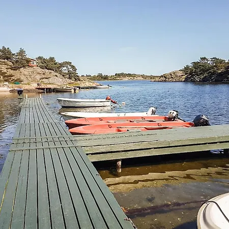 4 Bedroom Beautiful In Kongshavn * Skare (Aust-Agder)