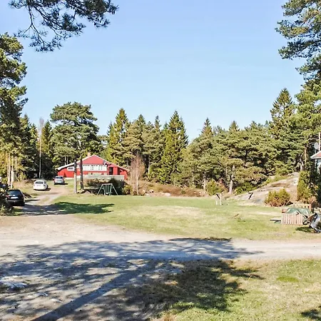 Дом отдыха 4 Bedroom Beautiful In Kongshavn